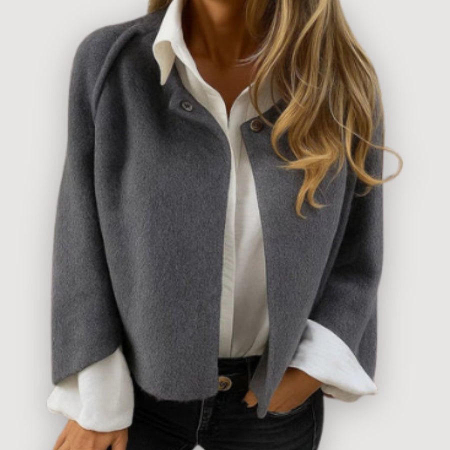 NORA – ELEGANCKI PŁASZCZ KAPELUSZOWY