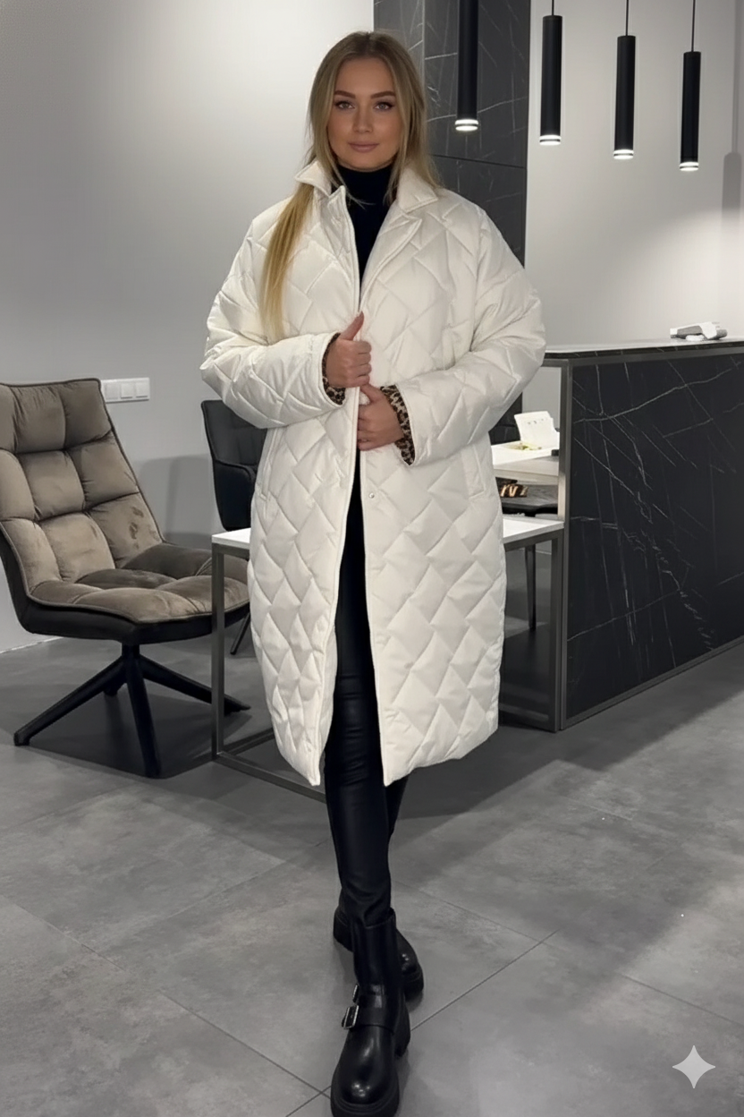 Emery™ | Stylowa kurtka w panterkę o średniej długości