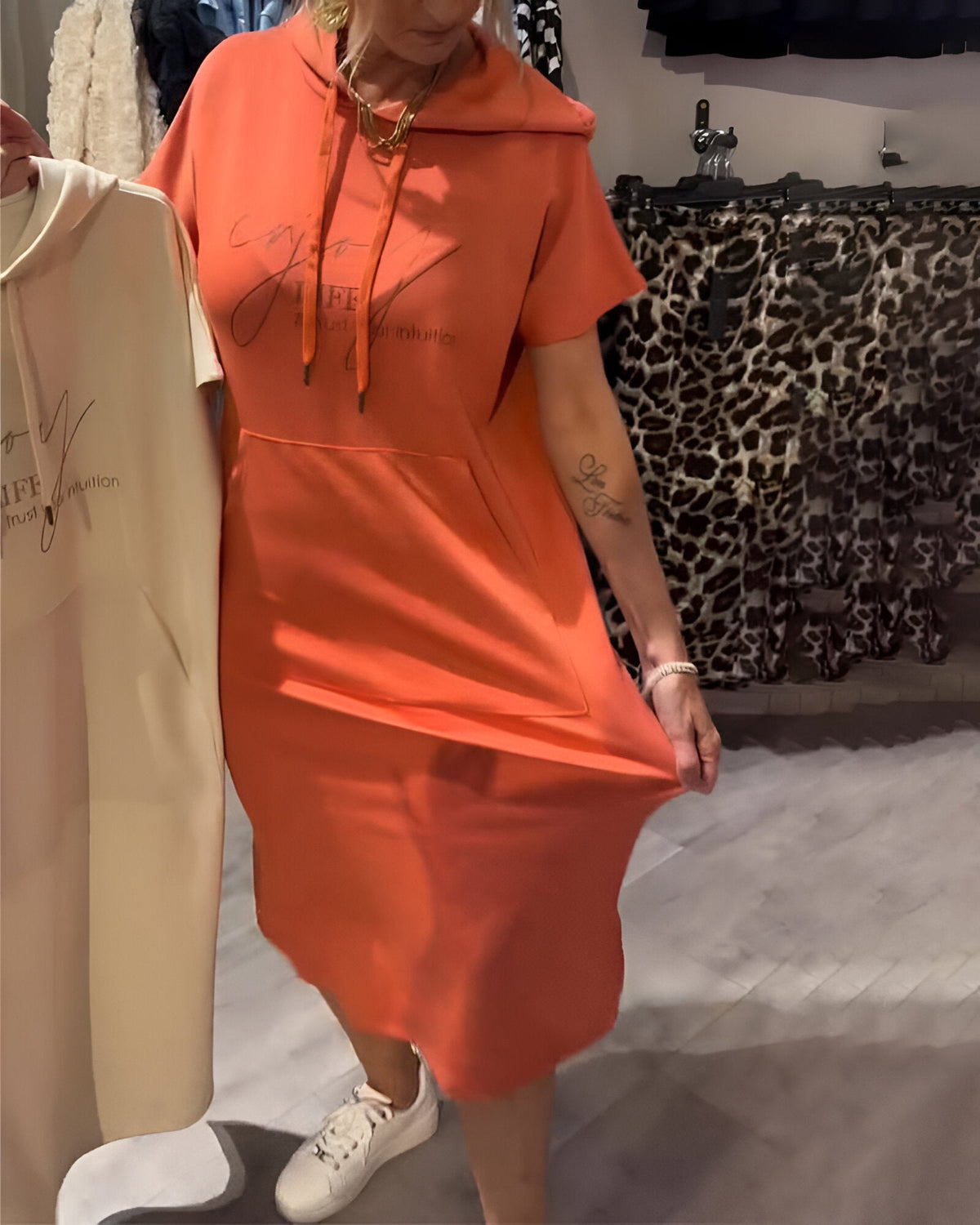 Saskia™ | Sweter z kapturem
